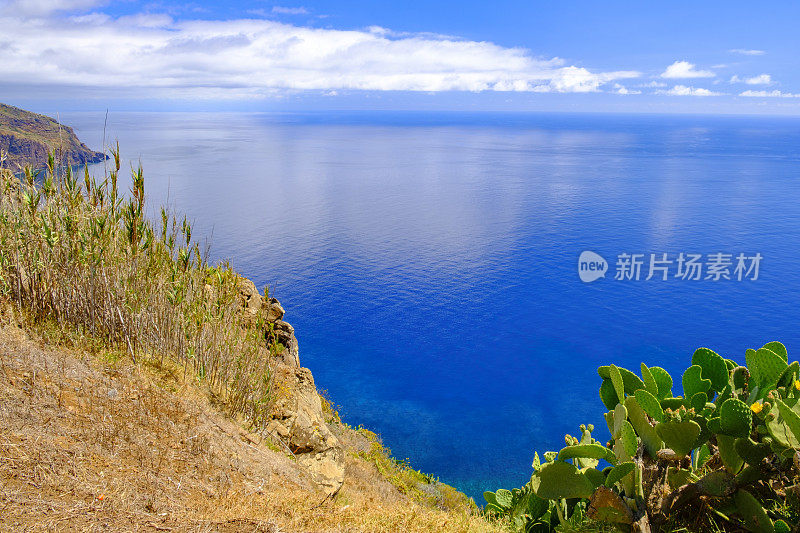 马德拉岛西海岸的Ponta do Pargo灯塔